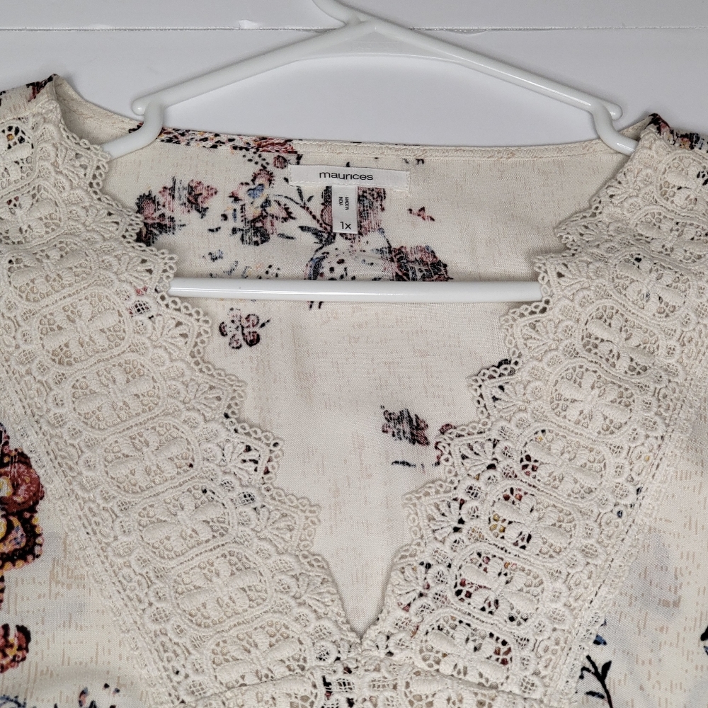 Maurices Women's Floral Blouse - Picture 3 of 5